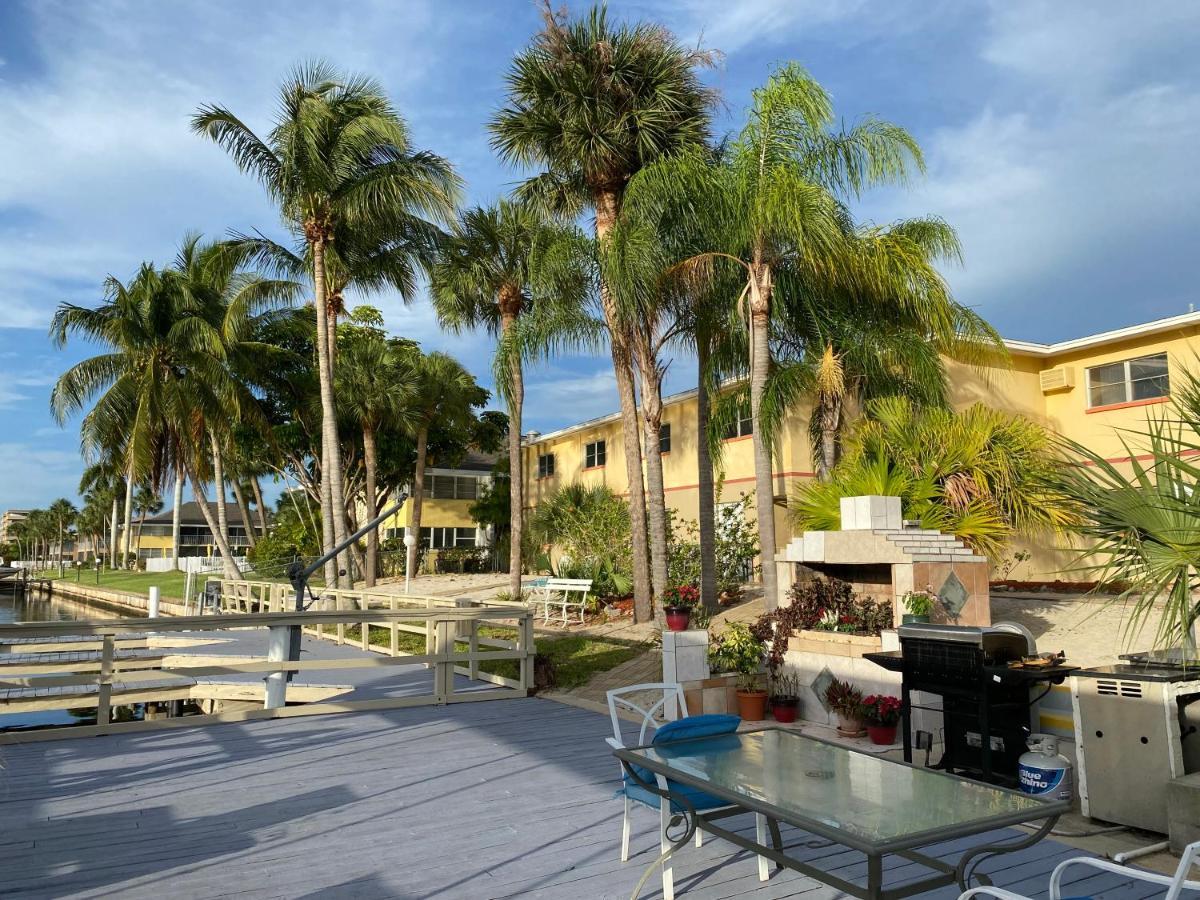 Hideaway Waterfront Resort Cape Coral Eksteriør bilde