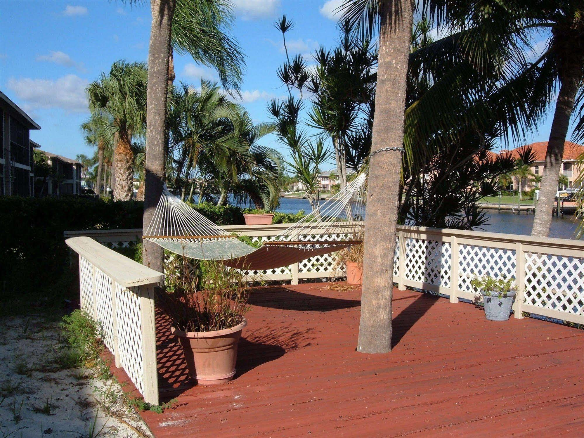 Hideaway Waterfront Resort Cape Coral Eksteriør bilde